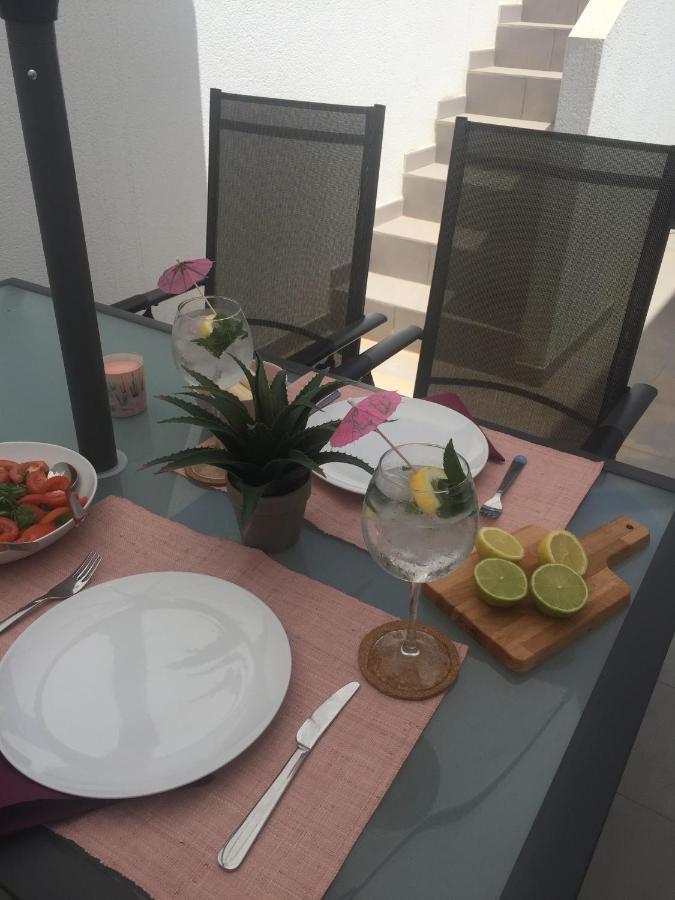 Private House 3 Bedrooms With Garden And Terrace - Vakantiehuis *